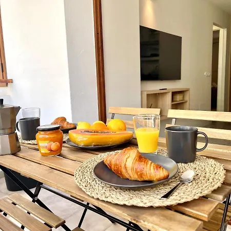 アパート Timeless Clock